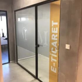 Renkli Kumlama Ofis Cam Filmi